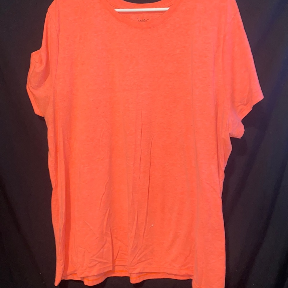 3XL salmon tshirt.
